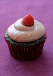 vday chocolate raspberry balsamic cupcakes