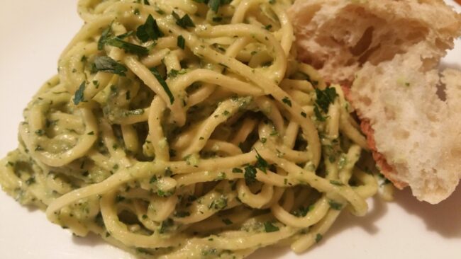 spaghetti with avocado sauce