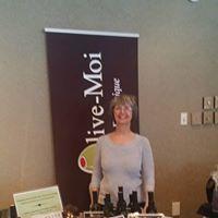 Owner of Olive and Me Interior of the Olive and Me store in Vaudreuil Dorion, Quebec